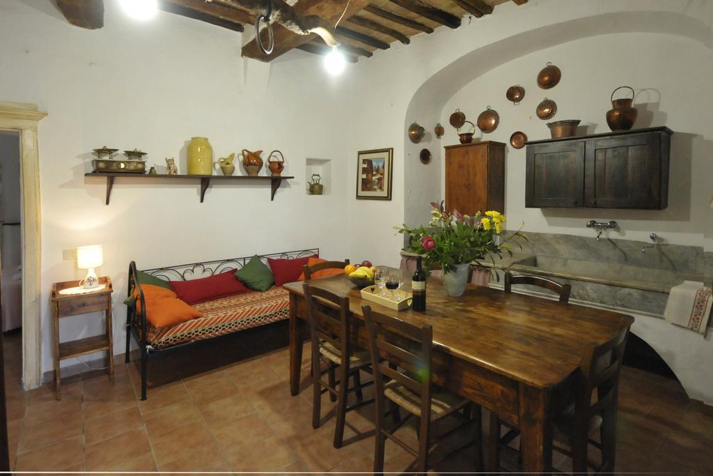 Antica Dimora Apartment Monteroni d'Arbia Room photo